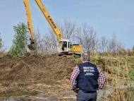 Ο Φ. Ζαΐμης σε εργασίες καθαρισμού και συντήρησης στον Λαρισσό ποταμό
