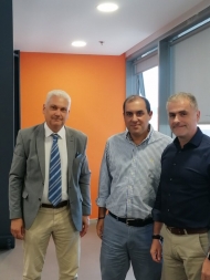 Συνάντηση Αντιπεριφερειάρχη Φωκίωνα Ζαΐμη με τον Υφυπουργό Κώστα Κατσαφάδο - Προχωρά η καταβολή των αποζημιώσεων στους πληγέντες του Ερύμανθου από την φωτιά του 2024